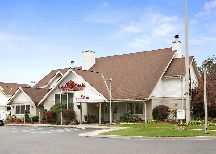 Hawthorn Suites Of Troy
